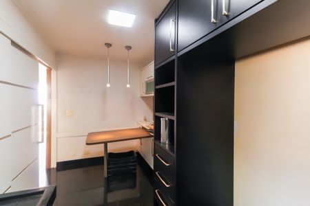 Apartamento à venda com 96m², 3 quartos e 2 vagas Apartamento à venda com 96m², 3 quartos e 2 vagasCozinha