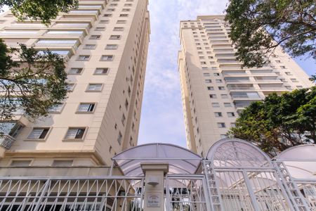 Apartamento à venda com 96m², 3 quartos e 2 vagas Apartamento à venda com 96m², 3 quartos e 2 vagasFachada