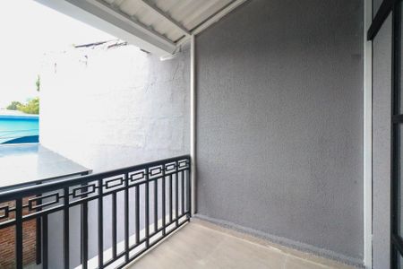 Casa à venda com 100m², 2 quartos e 1 vaga Casa à venda com 100m², 2 quartos e 1 vagaVaranda da Suíte