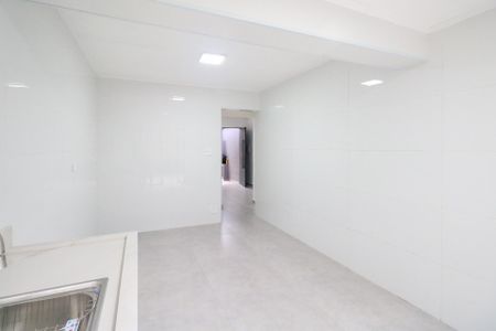 Casa à venda com 100m², 2 quartos e 1 vaga Casa à venda com 100m², 2 quartos e 1 vagaCozinha
