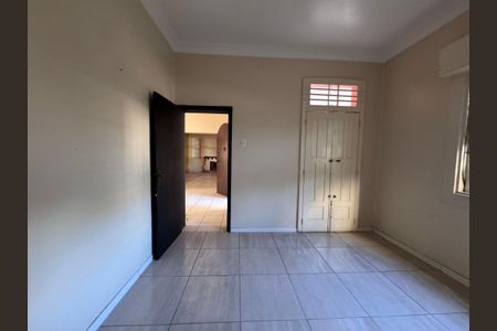 Casa à venda com 472m², 6 quartos e 15 vagasQuarto 6