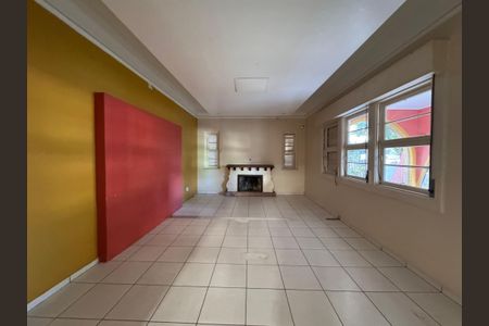 Casa à venda com 472m², 6 quartos e 15 vagasSala