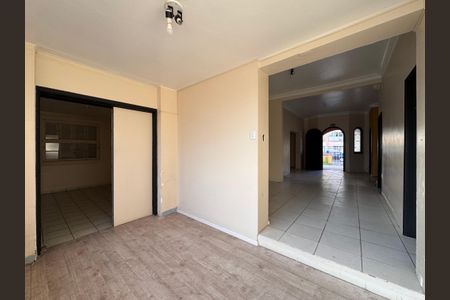 Casa à venda com 472m², 6 quartos e 15 vagasSala