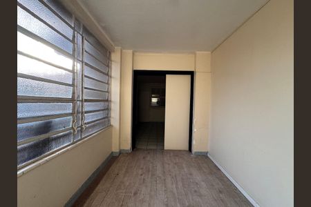 Casa à venda com 472m², 6 quartos e 15 vagasSala