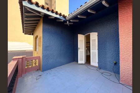 Casa à venda com 472m², 6 quartos e 15 vagasVaranda 2