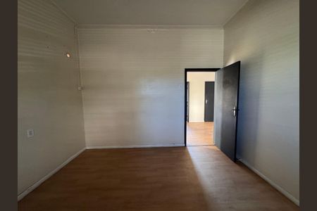 Casa à venda com 472m², 6 quartos e 15 vagasQuarto 2