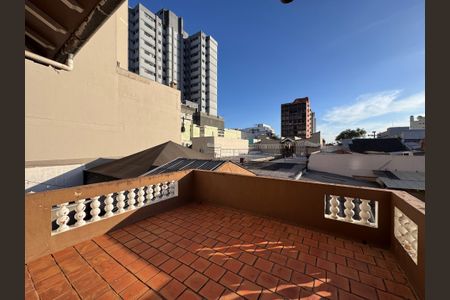 Casa à venda com 472m², 6 quartos e 15 vagasVaranda 1