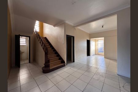 Casa à venda com 472m², 6 quartos e 15 vagasSala