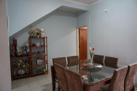 Casa à venda com 145m², 3 quartos e 1 vagaSala