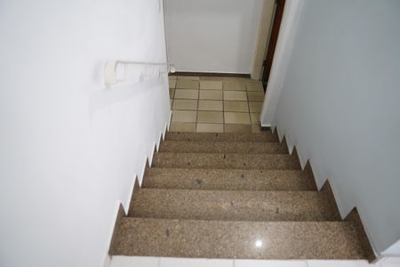 Casa à venda com 145m², 3 quartos e 1 vagaEscada