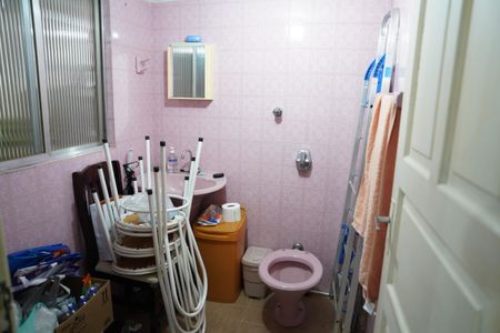 Casa à venda com 145m², 3 quartos e 1 vagaBanheiro 2