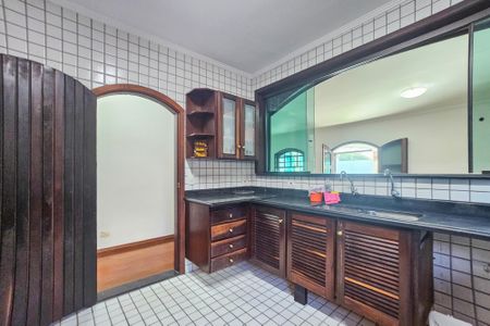 Casa para alugar com 398m², 3 quartos e 2 vagas Casa para alugar com 398m², 3 quartos e 2 vagascozinha