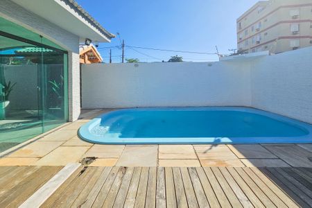 Casa para alugar com 398m², 3 quartos e 2 vagas Casa para alugar com 398m², 3 quartos e 2 vagasÁrea de Lazer