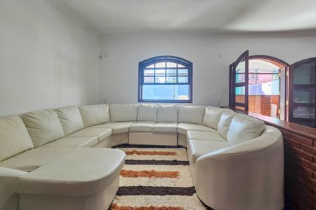 Casa para alugar com 398m², 3 quartos e 2 vagas Casa para alugar com 398m², 3 quartos e 2 vagasSala