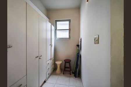 Apartamento para alugar com 63m², 2 quartos e sem vagaQuarto de Serviço