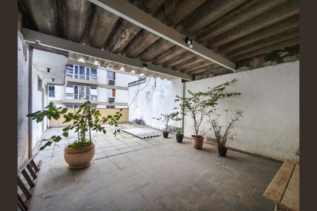 Apartamento para alugar com 63m², 2 quartos e sem vagaÁrea comum - Playground