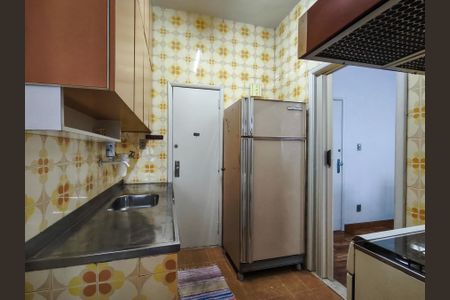Apartamento para alugar com 63m², 2 quartos e sem vagaCozinha