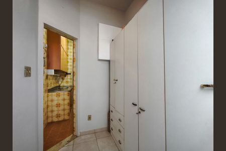 Apartamento para alugar com 63m², 2 quartos e sem vagaQuarto de Serviço