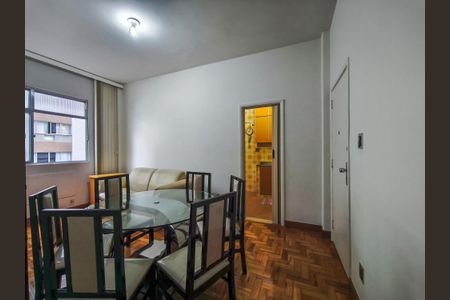 Apartamento para alugar com 63m², 2 quartos e sem vagaSala