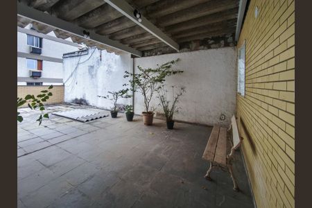 Apartamento para alugar com 63m², 2 quartos e sem vagaÁrea comum - Playground