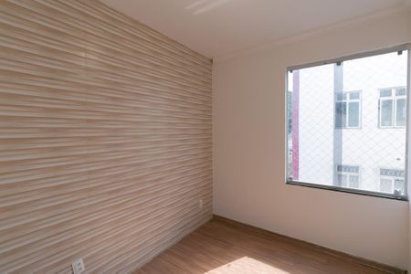 Apartamento à venda com 80m², 3 quartos e 1 vagaQuarto 2