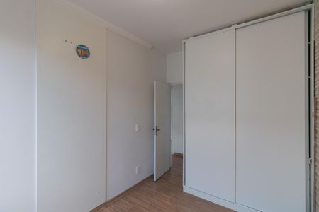 Apartamento à venda com 80m², 3 quartos e 1 vagaQuarto 2