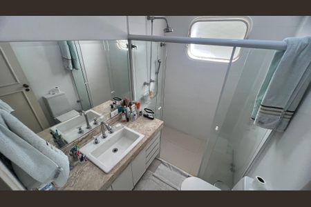 Apartamento à venda com 99m², 2 quartos e 1 vagaBanheiro da Suíte