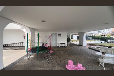 Apartamento à venda com 99m², 2 quartos e 1 vagaÁrea comum