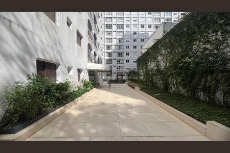 Apartamento à venda com 99m², 2 quartos e 1 vagaÁrea comum