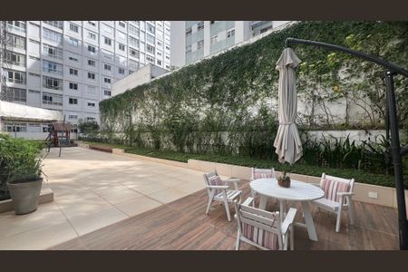 Apartamento à venda com 99m², 2 quartos e 1 vagaÁrea comum