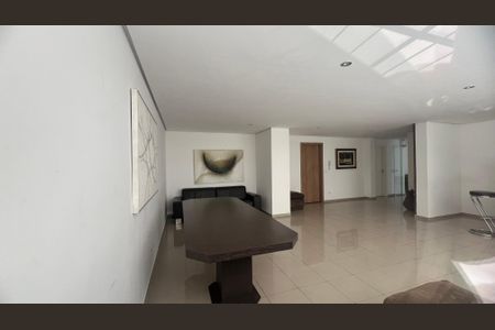 Apartamento à venda com 99m², 2 quartos e 1 vagaSalão de Festas
