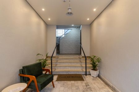 Apartamento à venda com 74m², 2 quartos e sem vagaHall social