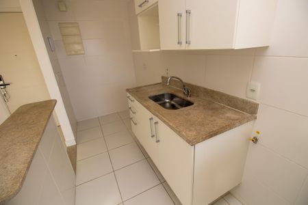 Apartamento à venda com 70m², 2 quartos e 1 vaga Apartamento à venda com 70m², 2 quartos e 1 vagaCozinha