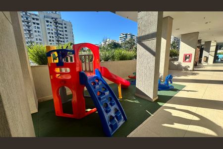 Apartamento à venda com 70m², 2 quartos e 1 vaga Apartamento à venda com 70m², 2 quartos e 1 vagaÁrea comum - Playground