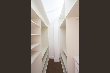 Apartamento à venda com 80m², 1 quarto e 2 vagasCloset Suite 