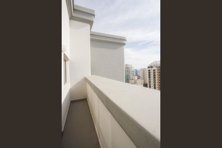 Apartamento à venda com 80m², 1 quarto e 2 vagasVaranda Quarto 1