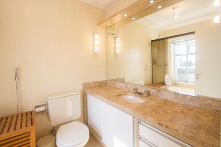 Apartamento à venda com 80m², 1 quarto e 2 vagasBanheiro Suite 