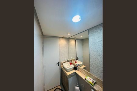 Apartamento à venda com 64m², 2 quartos e 1 vagaFoto 08