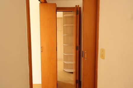 Apartamento à venda com 60m², 2 quartos e 1 vagaCorredor