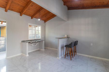 Casa à venda com 70m², 1 quarto e 2 vagas Casa à venda com 70m², 1 quarto e 2 vagasCozinha