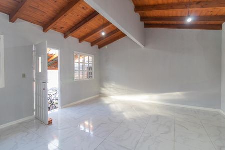 Casa à venda com 70m², 1 quarto e 2 vagas Casa à venda com 70m², 1 quarto e 2 vagasSala/Quarto