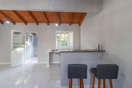 Casa à venda com 70m², 1 quarto e 2 vagas Casa à venda com 70m², 1 quarto e 2 vagasCozinha