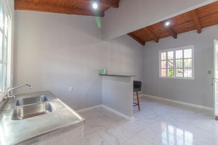 Casa à venda com 70m², 1 quarto e 2 vagas Casa à venda com 70m², 1 quarto e 2 vagasCozinha