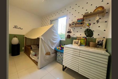 Apartamento à venda com 71m², 3 quartos e 1 vagaQuarto