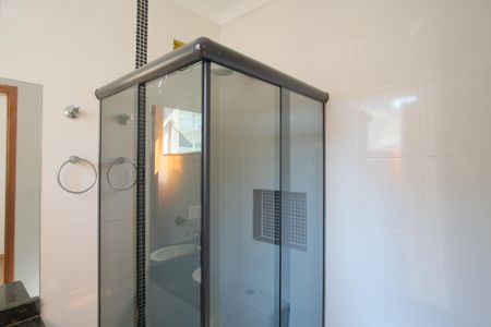 Casa de condomínio à venda com 110m², 2 quartos e 2 vagasBanheiro da Suíte 2