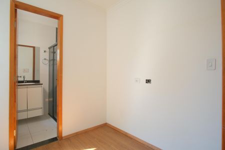 Casa de condomínio à venda com 110m², 2 quartos e 2 vagasSuíte 2