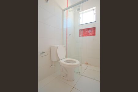 Casa de condomínio à venda com 110m², 2 quartos e 2 vagasBanheiro da Suíte 1