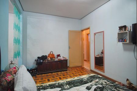 Casa à venda com 370m², 2 quartos e 2 vagasQuarto Suíte