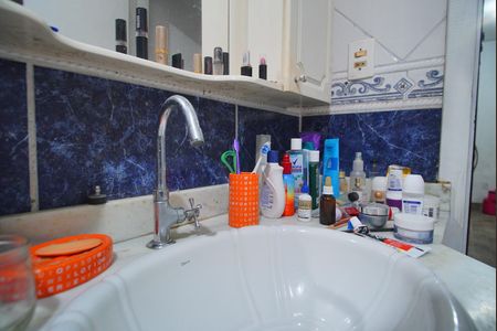 Casa à venda com 370m², 2 quartos e 2 vagasBanheiro suíte