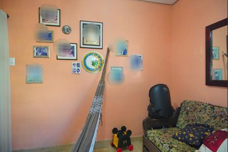 Casa à venda com 370m², 2 quartos e 2 vagasSala